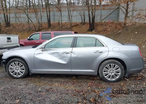 2013 Chrysler 300 Motown from USA, damaged, VIN 2C3CCARG0DH595416